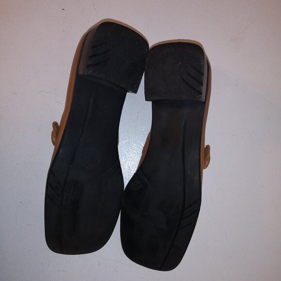 Togo Ladies Size 9M Square Toe Tan Leather Upper Block Heel Shoes - Picture 8 of 8